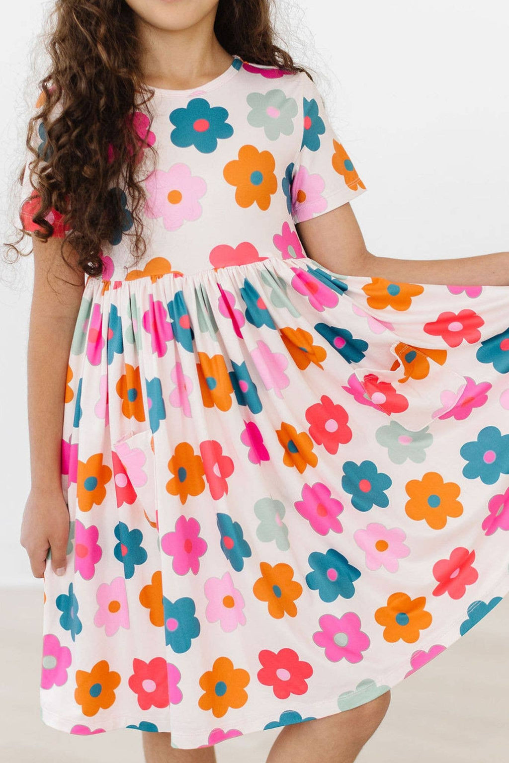 Mila & Rose - Retro Floral S/S Pocket Twirl Dress