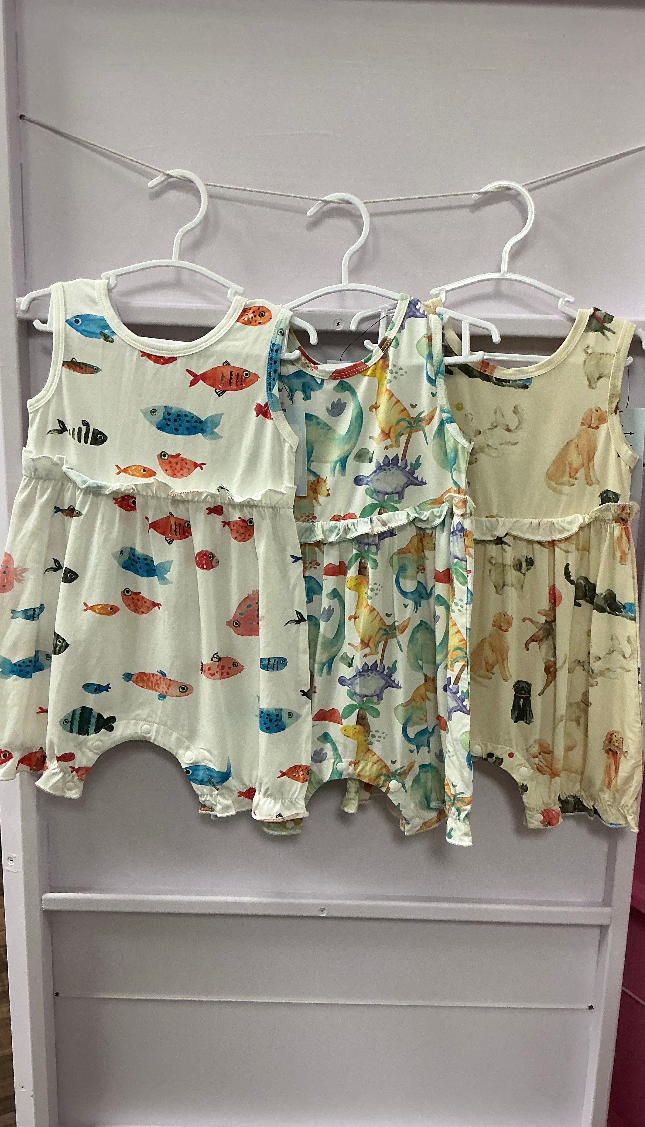 Tickety-boo ruffled sleeveless romper 6-9 m