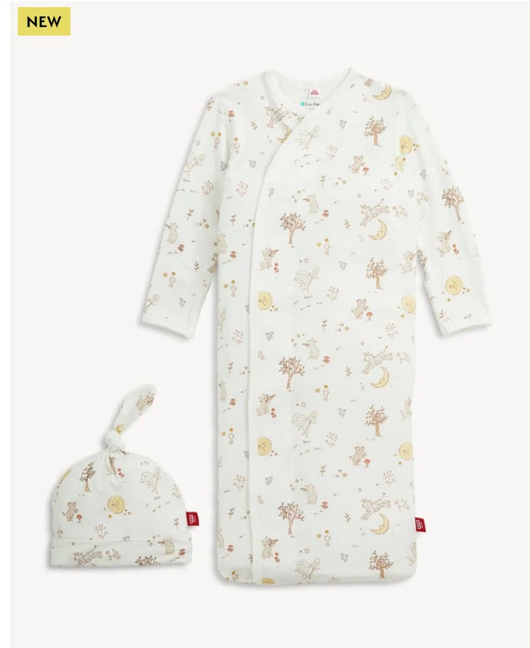 Bedtime Rhymes gown and hat set NB to 3 months