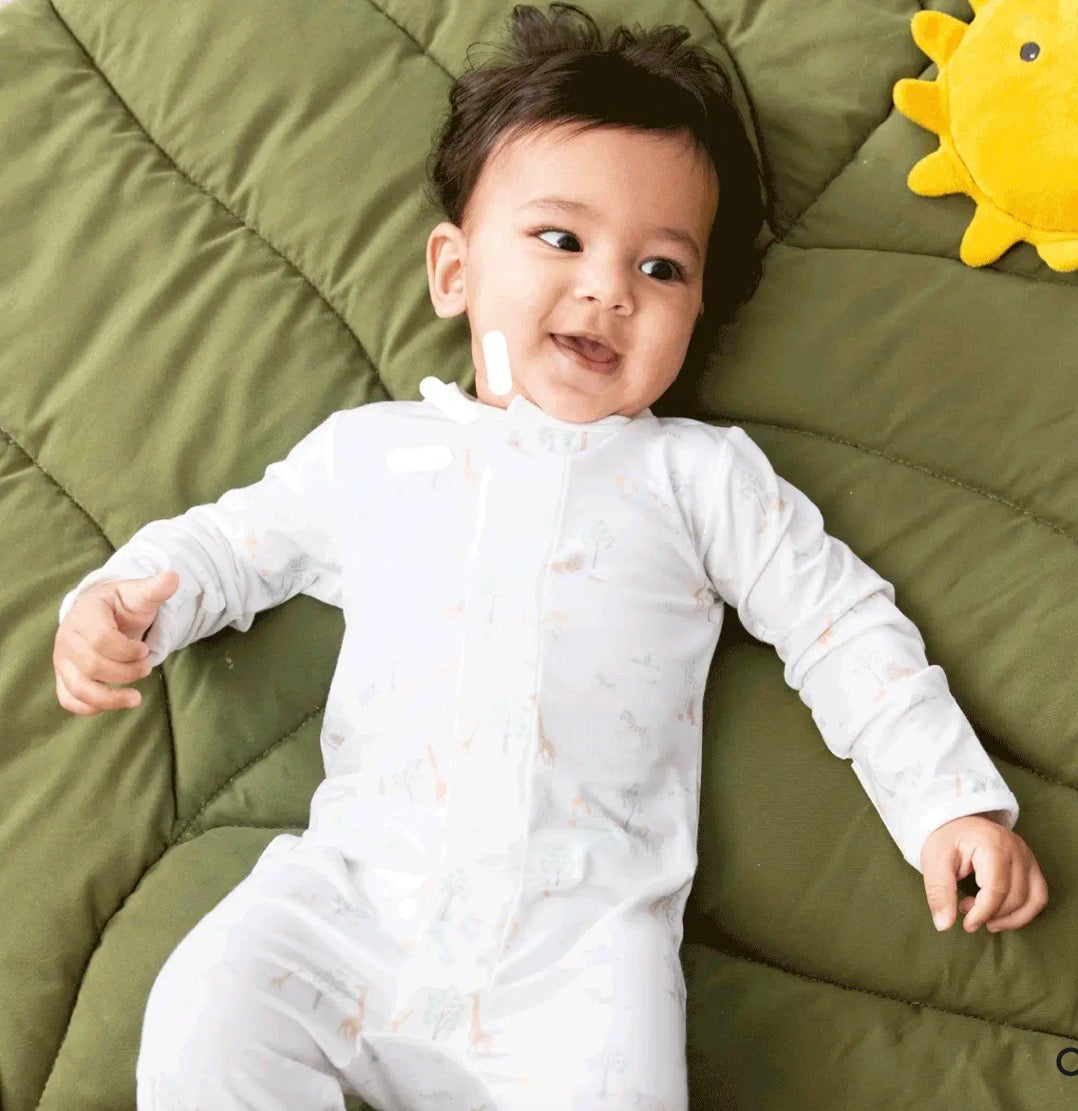 White serene Safari footie￼