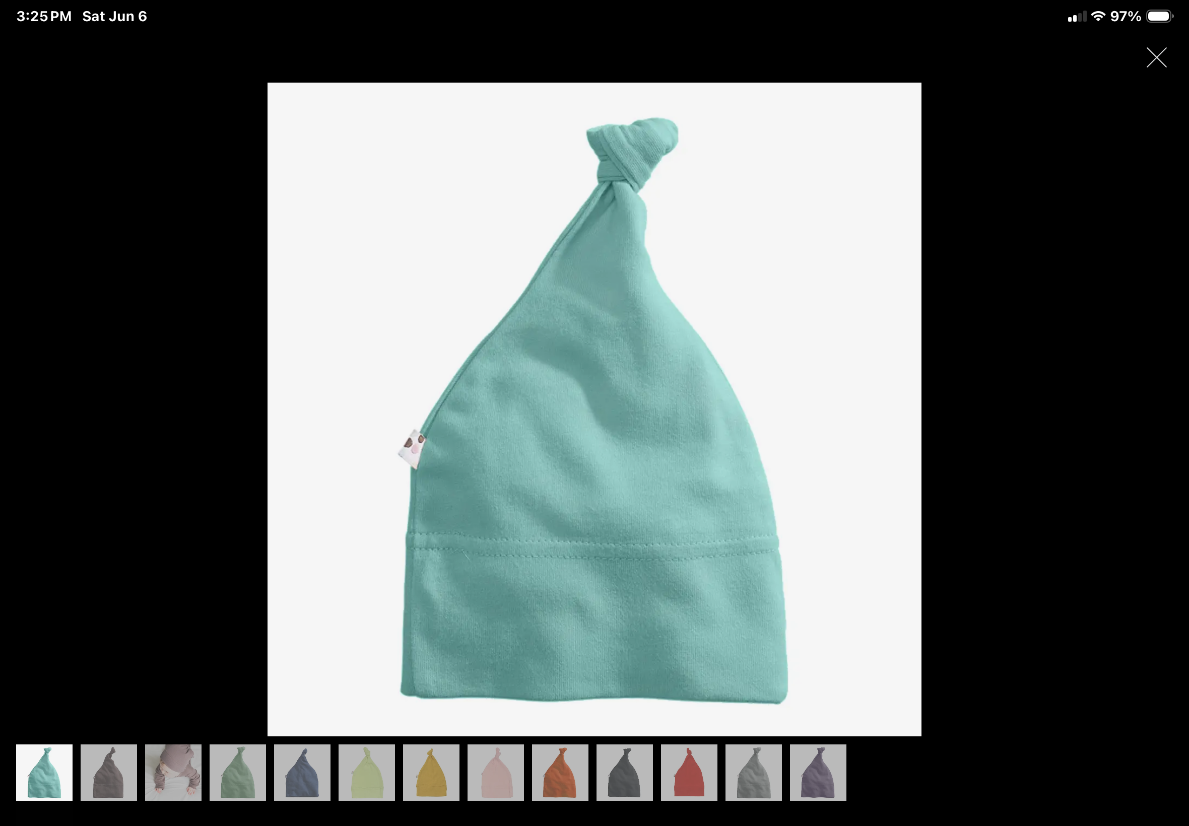 Baby knotted beanie
