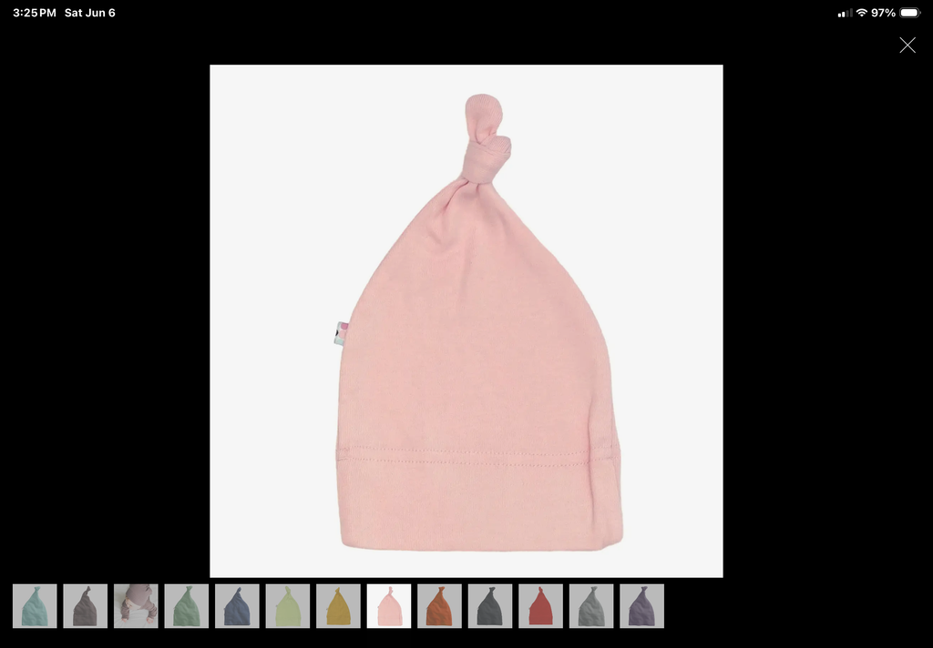 Baby knotted beanie