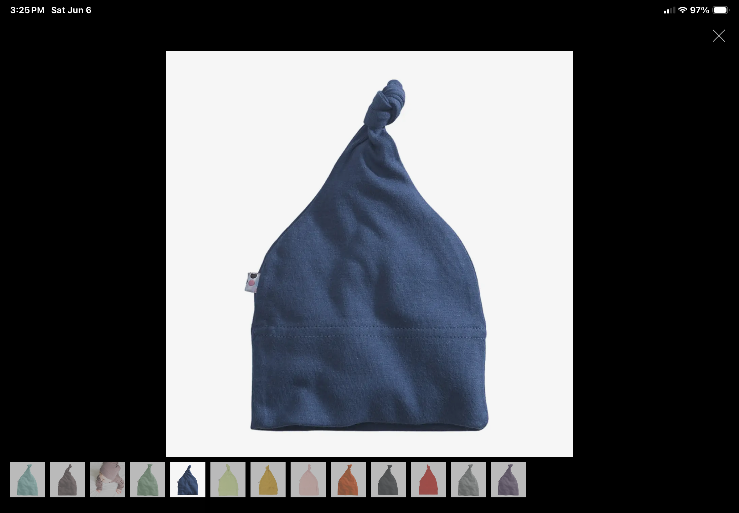 Baby knotted beanie