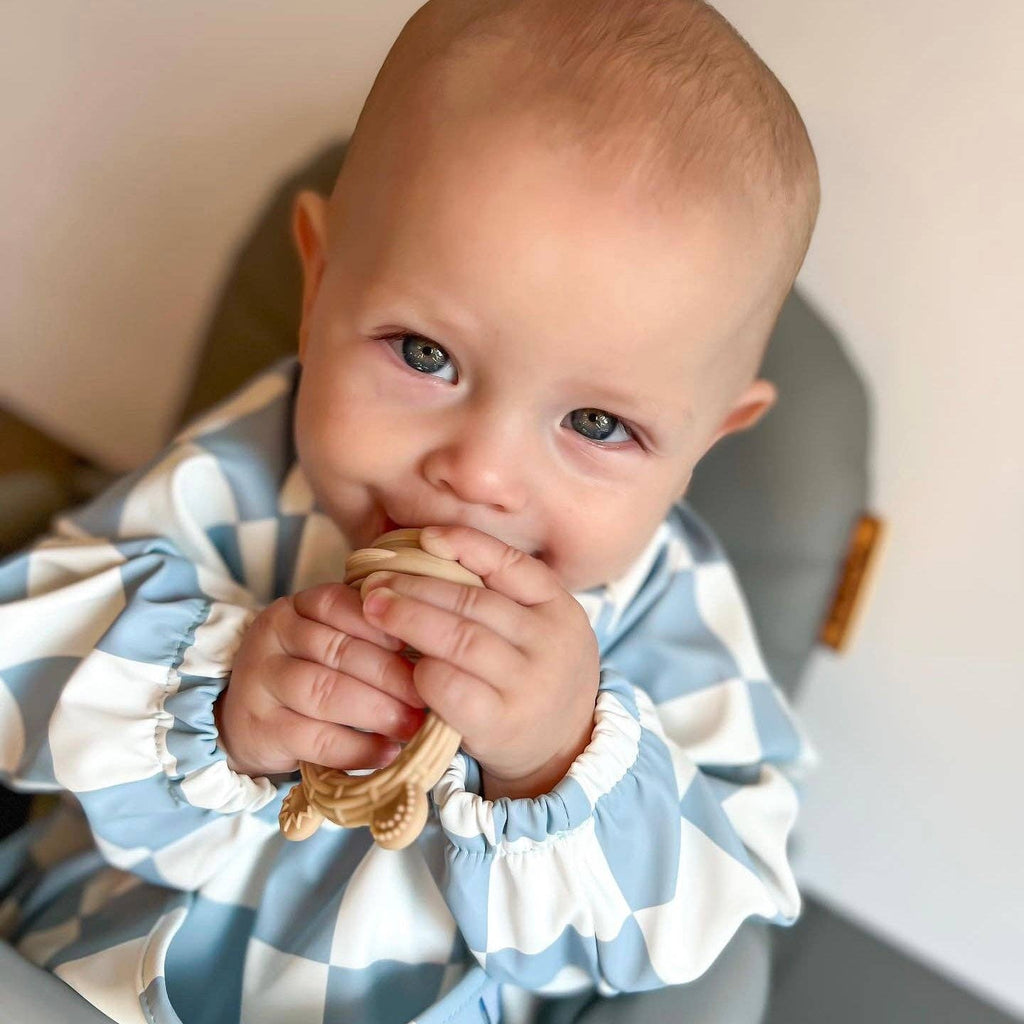 Calla & Friends - The Nourishing Nibbler Bear Feeder