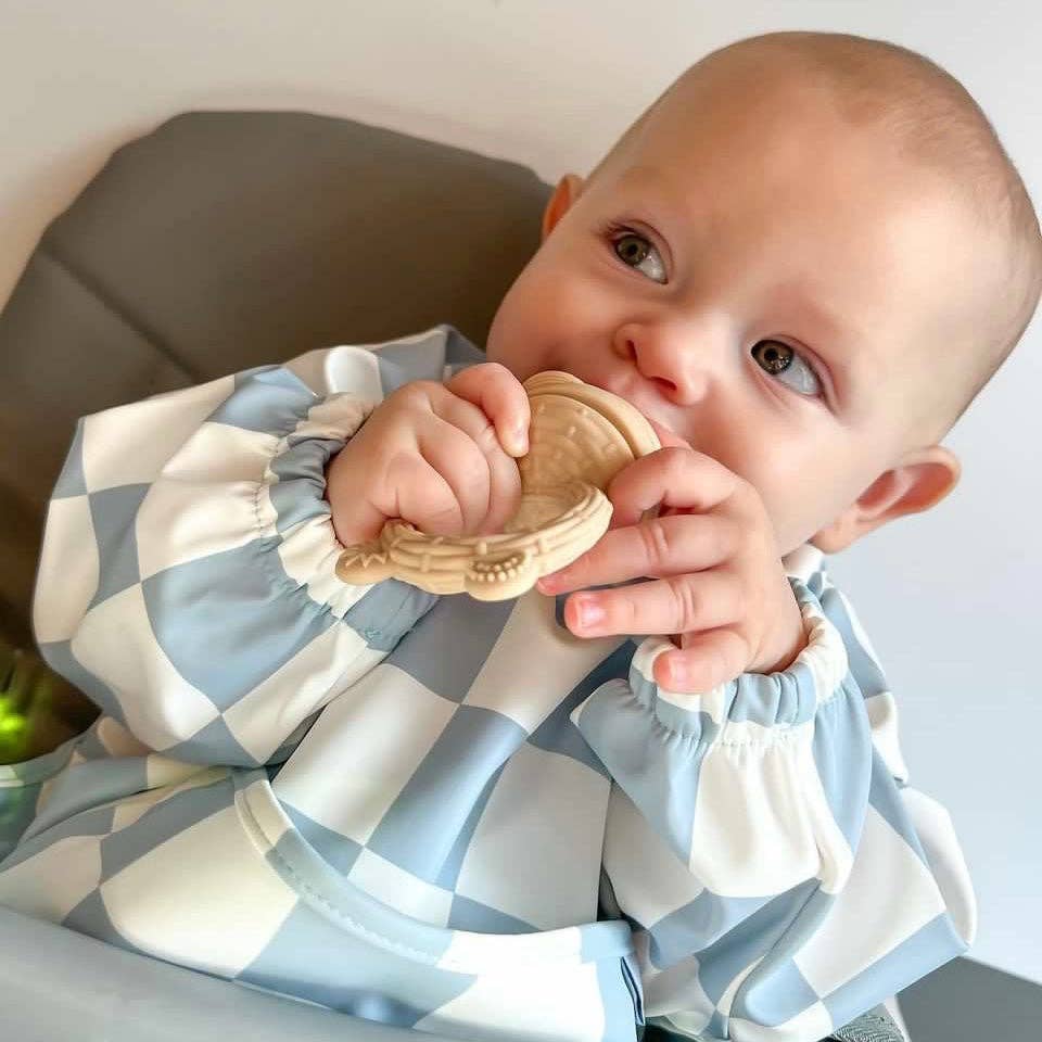 Calla & Friends - The Nourishing Nibbler Bunny Feeder