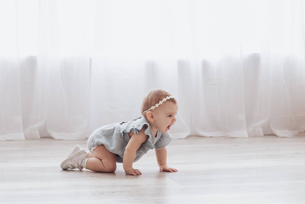 OLIVE & CRADLE - Milana Muslin Bubble Romper + Bow